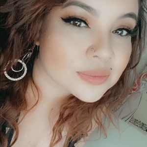 Meet your Posher, Linda